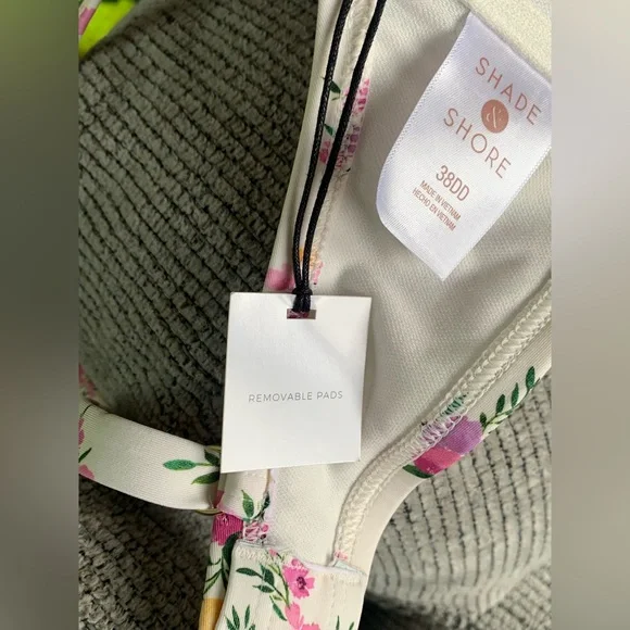 Shade & Shore Cream Pink Ruched Bustier Swim Top - Picture 4 of 4